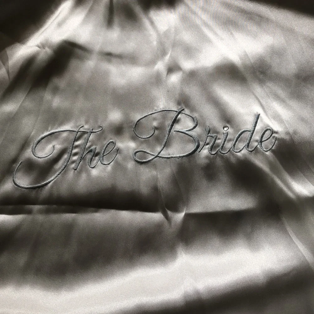 Bride Robe - Picture 9 of 9